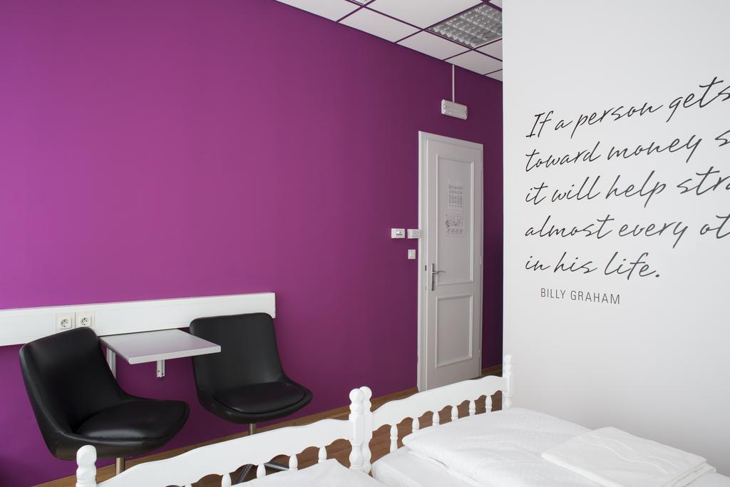 Hostel Tresor Ljubljana Ngoại thất bức ảnh